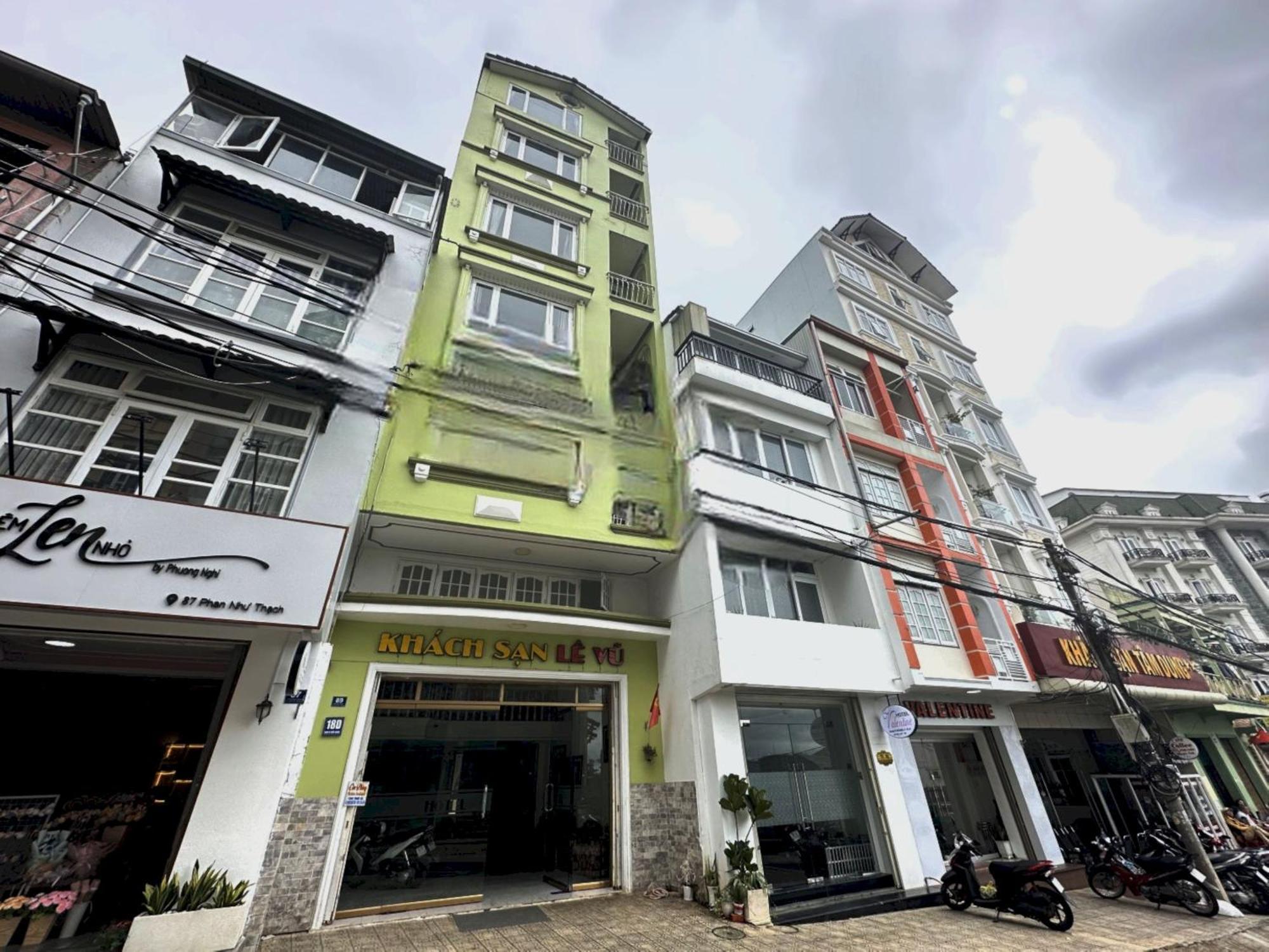 Oyo 1196 Le Vu Hotel ダラット エクステリア 写真
