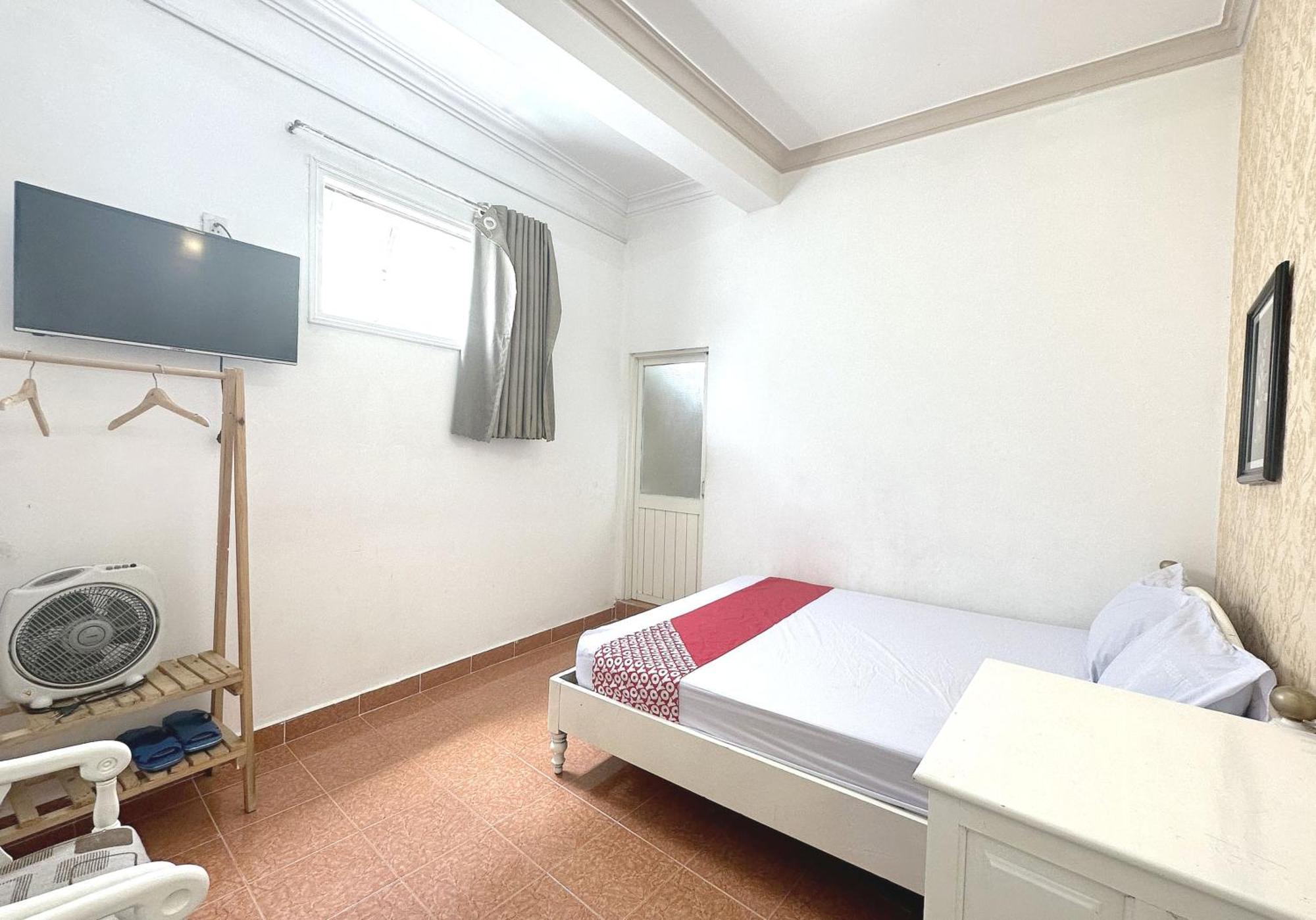 Oyo 1196 Le Vu Hotel ダラット エクステリア 写真