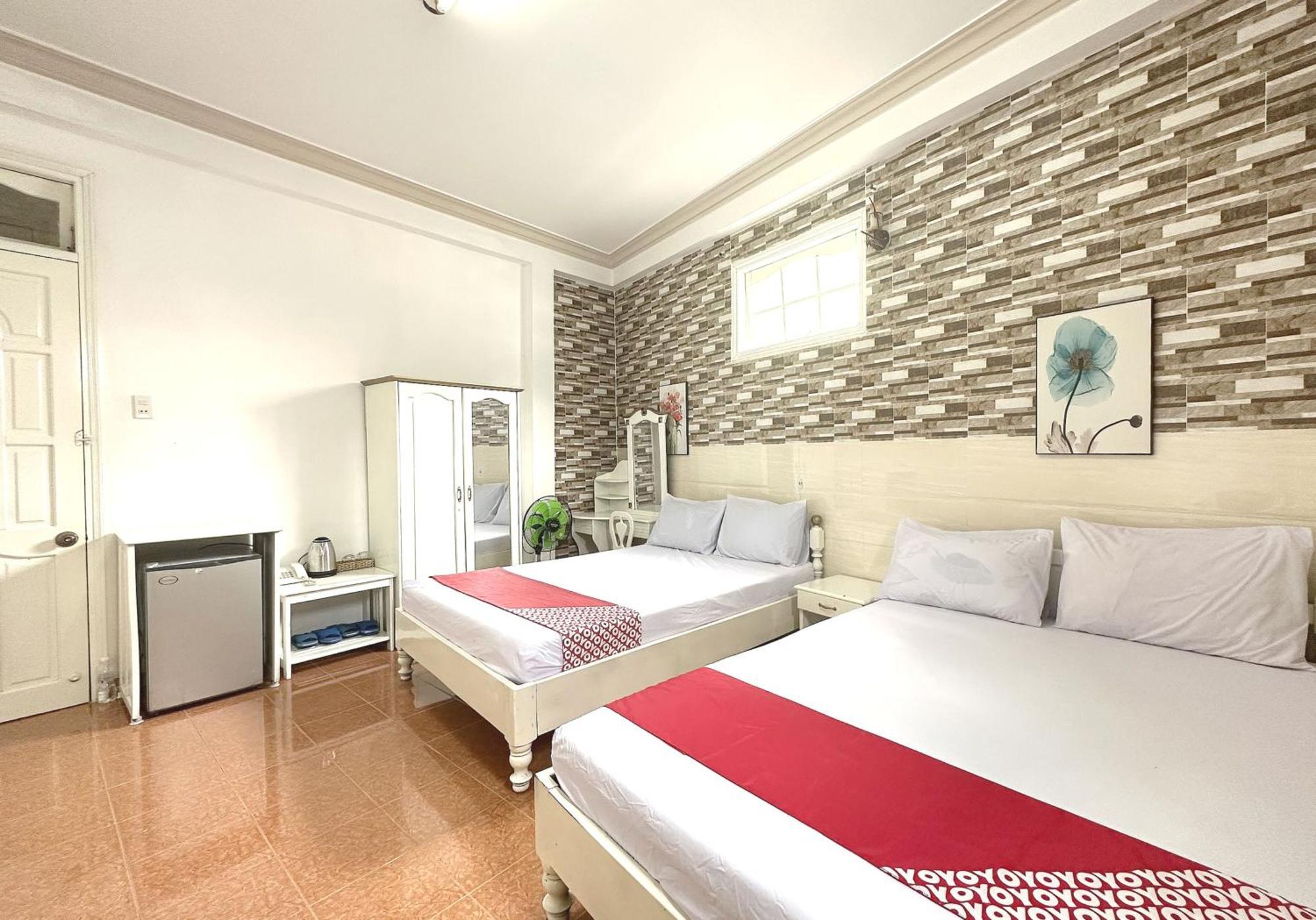 Oyo 1196 Le Vu Hotel ダラット エクステリア 写真