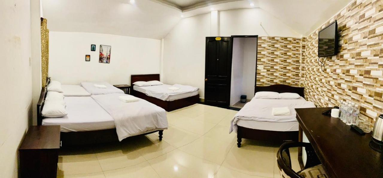 Oyo 1196 Le Vu Hotel ダラット エクステリア 写真